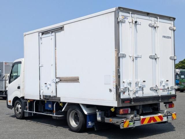 HINO DUTRO 2018 Image 31