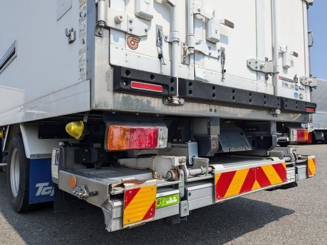 HINO DUTRO 2018 Image 31