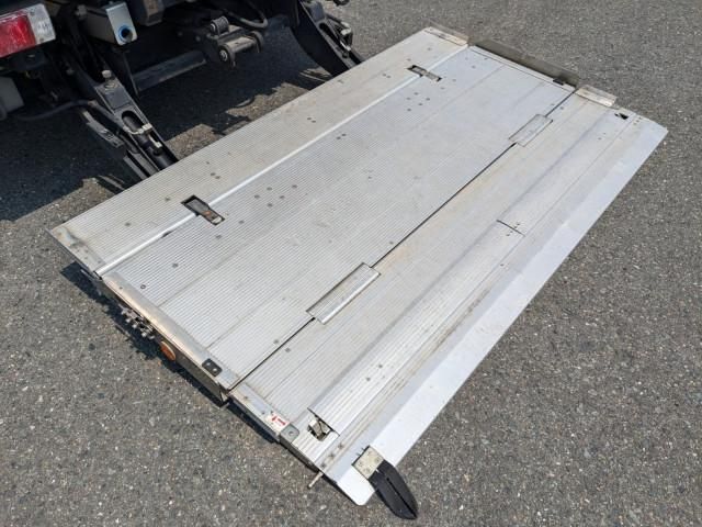 HINO DUTRO 2018 Image 31