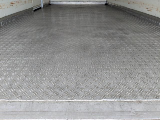 HINO DUTRO 2018 Image 31