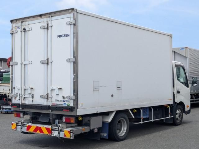 HINO DUTRO 2018 Image 31