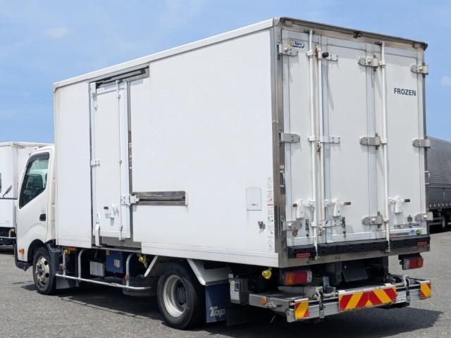 HINO DUTRO 2018 Image 31