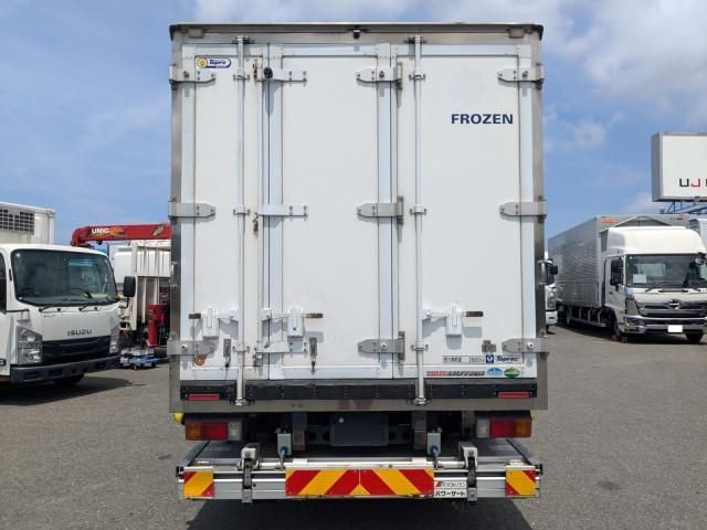 HINO DUTRO 2018 Image 31