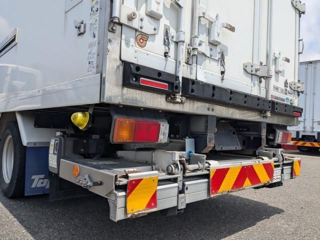 HINO DUTRO 2018 Image 31