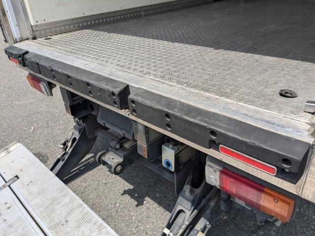 HINO DUTRO 2018 Image 31