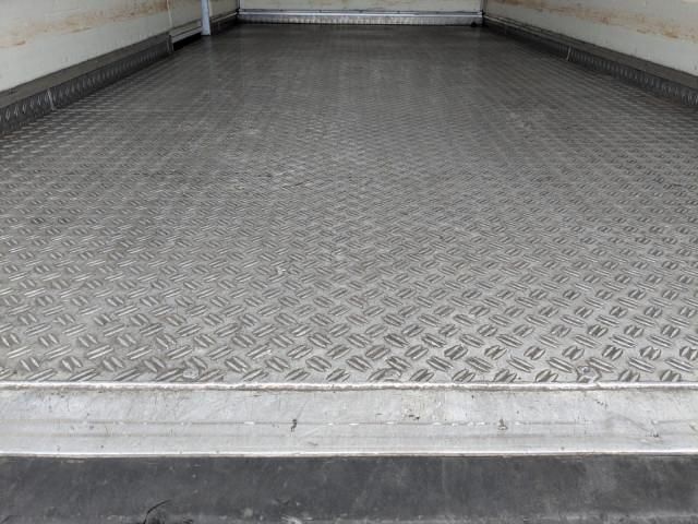 HINO DUTRO 2018 Image 31