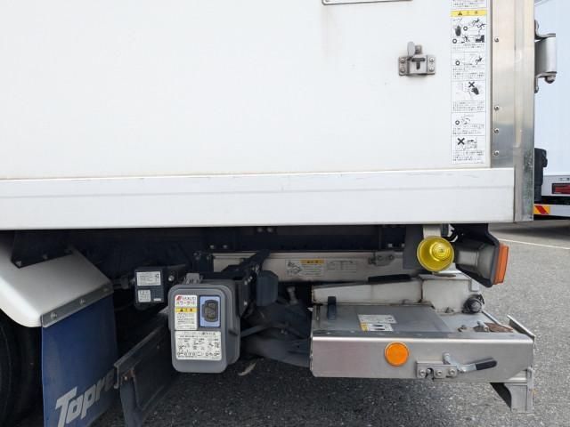 HINO DUTRO 2018 Image 31