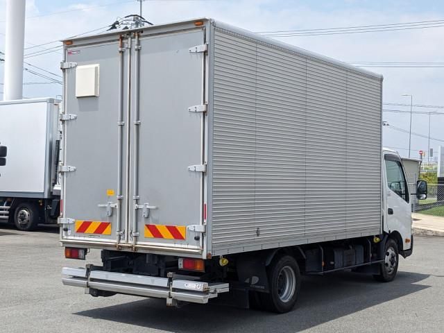 HINO DUTRO 2018 Image 31