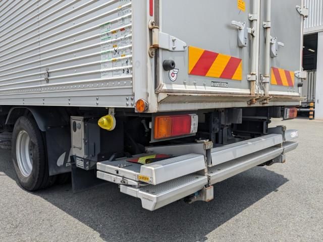 HINO DUTRO 2018 Image 31