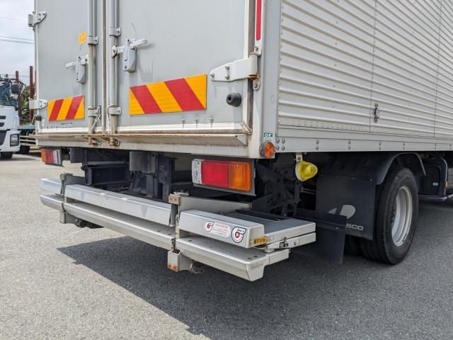 HINO DUTRO 2018 Image 31