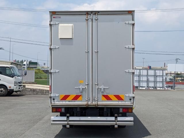 HINO DUTRO 2018 Image 31