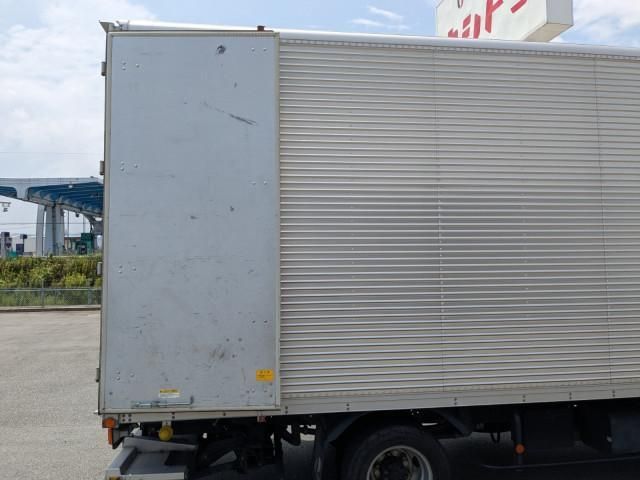 HINO DUTRO 2018 Image 31