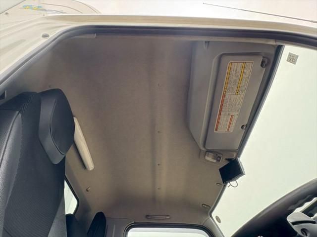 MITSUBISHI CANTER 2019 Image 31