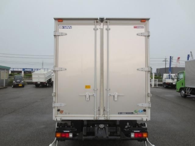 MITSUBISHI CANTER 2023 Image 31