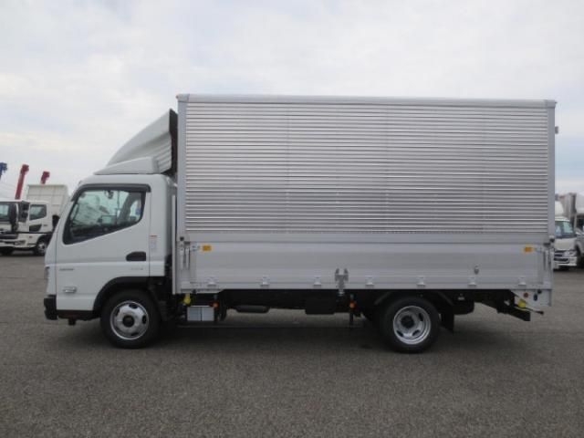 MITSUBISHI CANTER 2023 Image 31