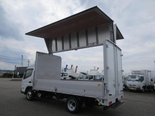 MITSUBISHI CANTER 2023 Image 31