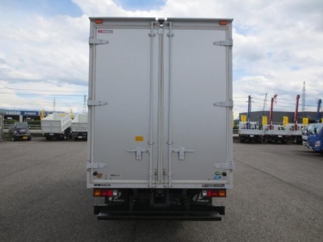 MITSUBISHI CANTER 2022 Image 31