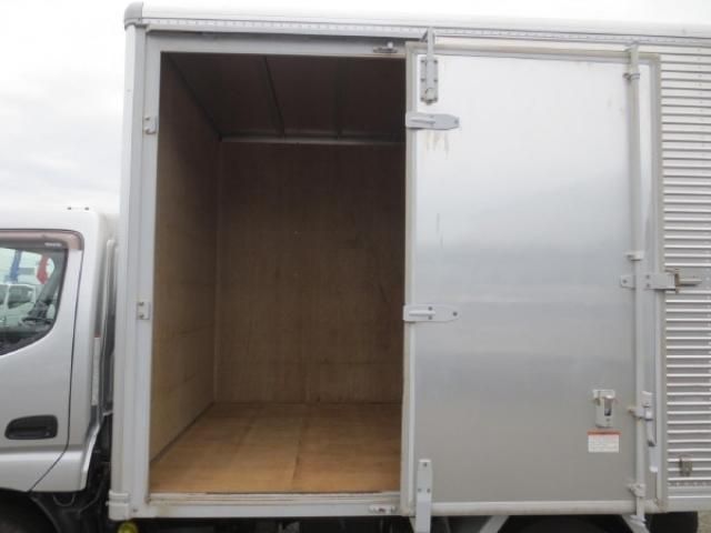 TOYOTA DYNA 2018 Image 31