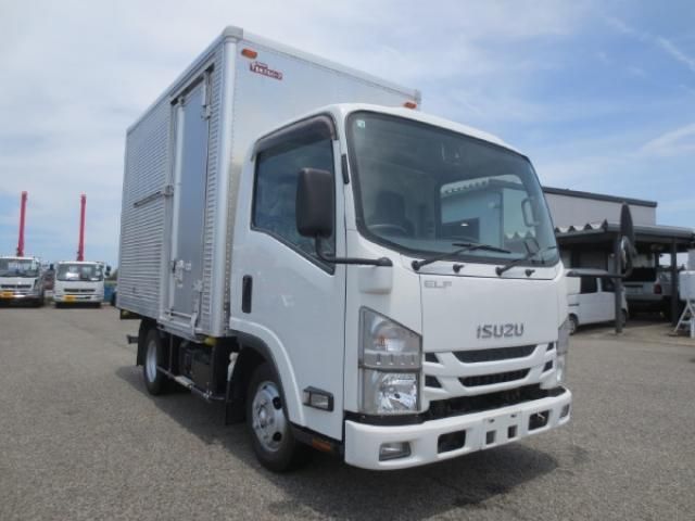 ISUZU ELF 2018 Image 31