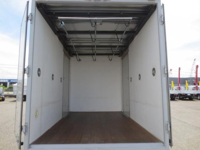 ISUZU ELF 2018 Image 31