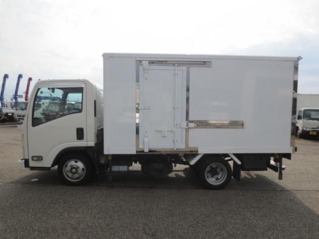ISUZU ELF 2019 Image 31