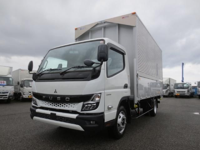 MITSUBISHI CANTER 2023 Image 31