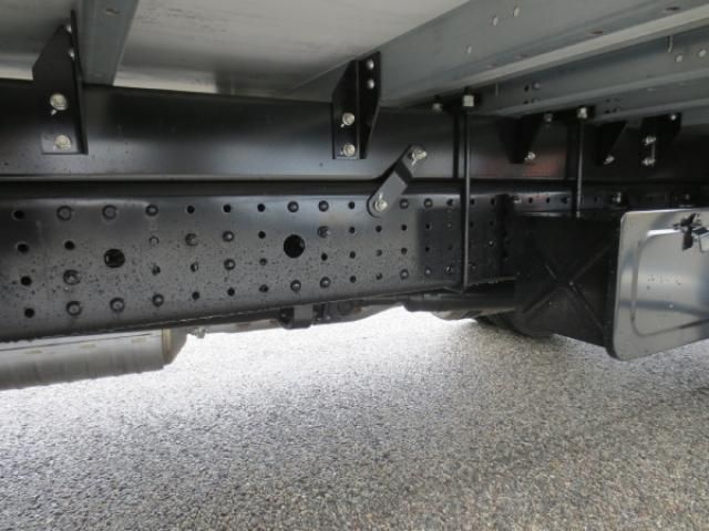 MITSUBISHI CANTER 2023 Image 31