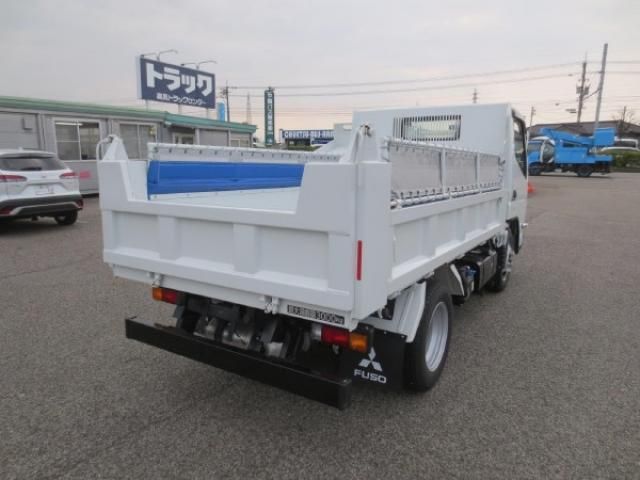 MITSUBISHI CANTER 2023 Image 31
