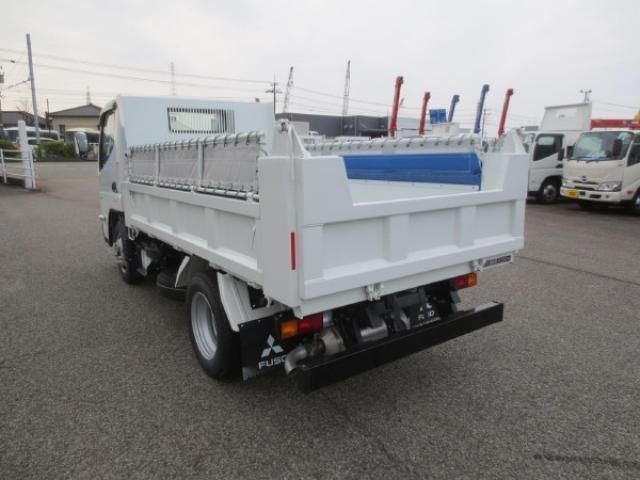 MITSUBISHI CANTER 2023 Image 31