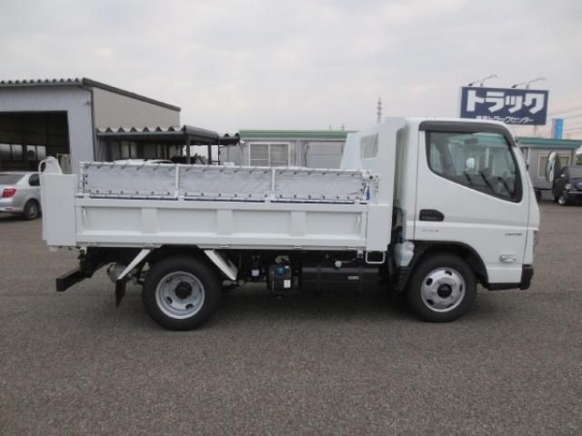 MITSUBISHI CANTER 2023 Image 31
