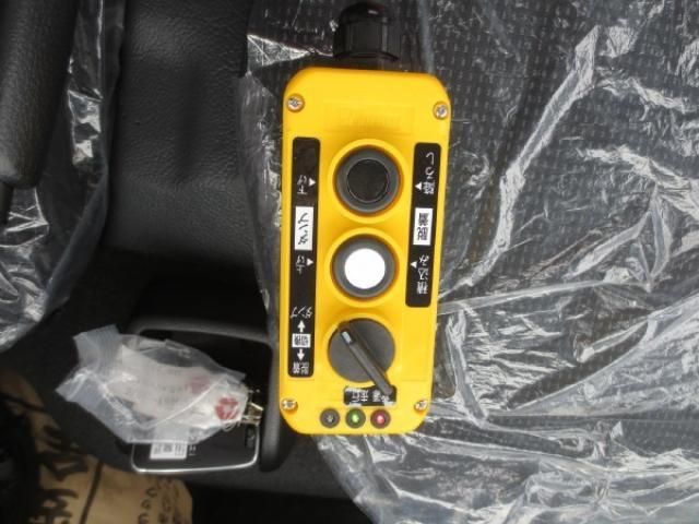 MITSUBISHI CANTER 2024 Image 31