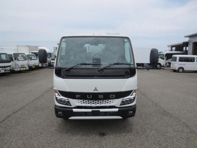 MITSUBISHI CANTER 2025 Image 31