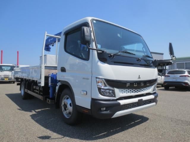 MITSUBISHI CANTER 2023 Image 31