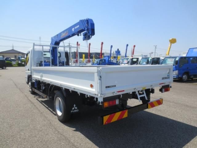 MITSUBISHI CANTER 2023 Image 31