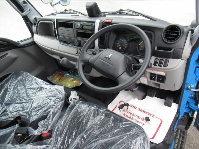 MITSUBISHI CANTER 2023 Image 31