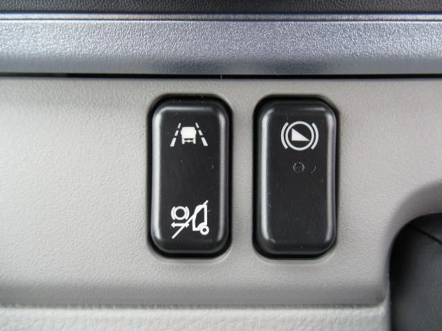 MITSUBISHI CANTER 2023 Image 31