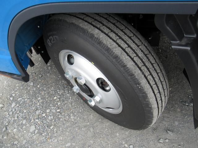 MITSUBISHI CANTER 2023 Image 31