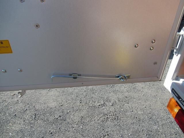 MITSUBISHI CANTER 2023 Image 31