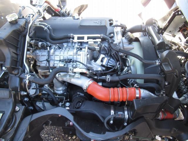 MITSUBISHI CANTER 2023 Image 31