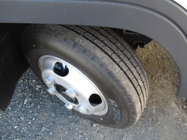 MITSUBISHI CANTER 2023 Image 31