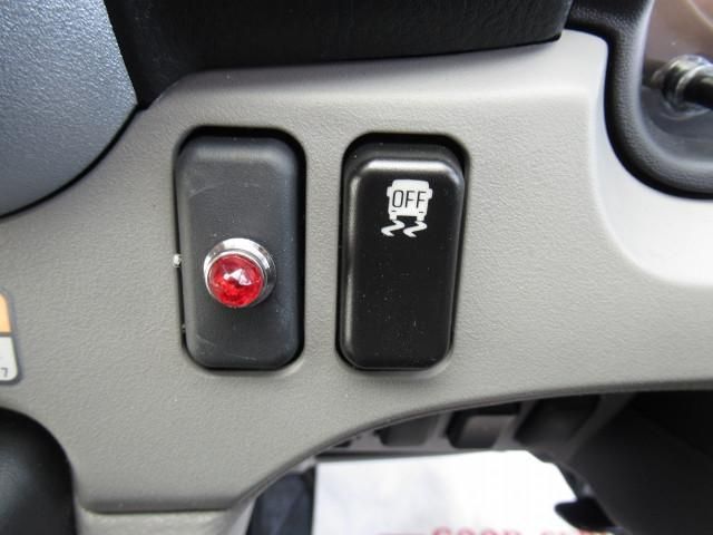 MITSUBISHI CANTER 2023 Image 31