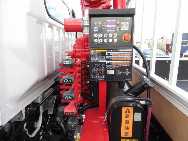 MITSUBISHI CANTER 2023 Image 31