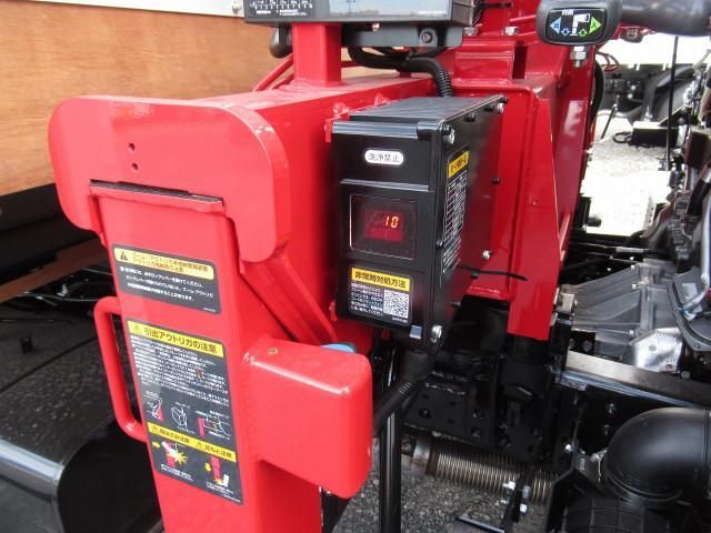 MITSUBISHI CANTER 2023 Image 31