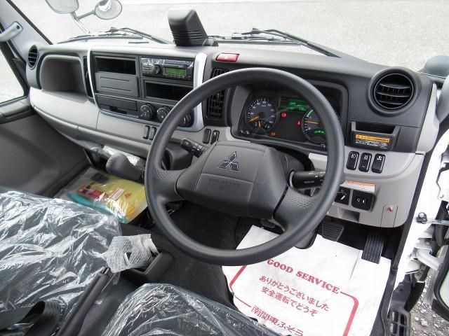 MITSUBISHI CANTER 2024 Image 31