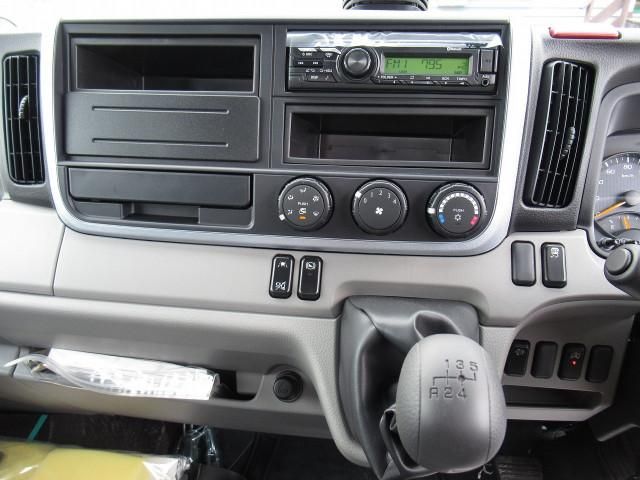 MITSUBISHI CANTER 2024 Image 31