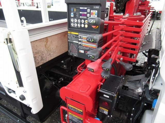 MITSUBISHI CANTER 2024 Image 31