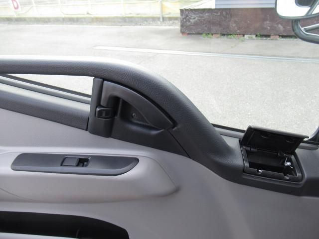 MITSUBISHI CANTER 2024 Image 31