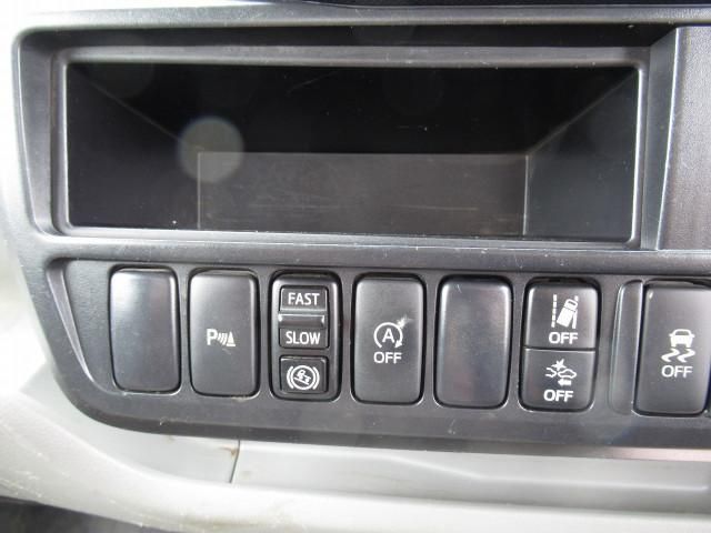 HINO DUTRO 2020 Image 31