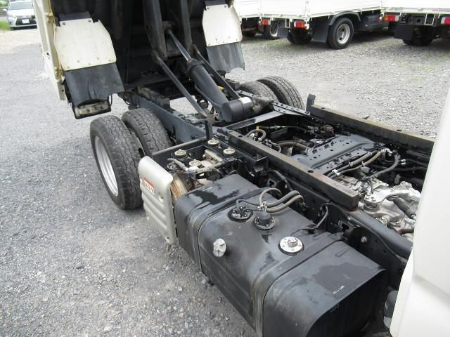 HINO DUTRO 2020 Image 31