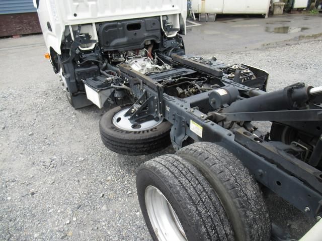 HINO DUTRO 2020 Image 31